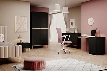  Komoda NICOLE 150 cm se zásuvkami černý mat – zlaté nožky | furnipol.cz