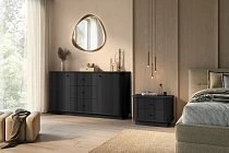 Bogart Komoda VESPER 160 cm černá – 3 zásuvky, černé úchytky, sokl | furnipol.cz